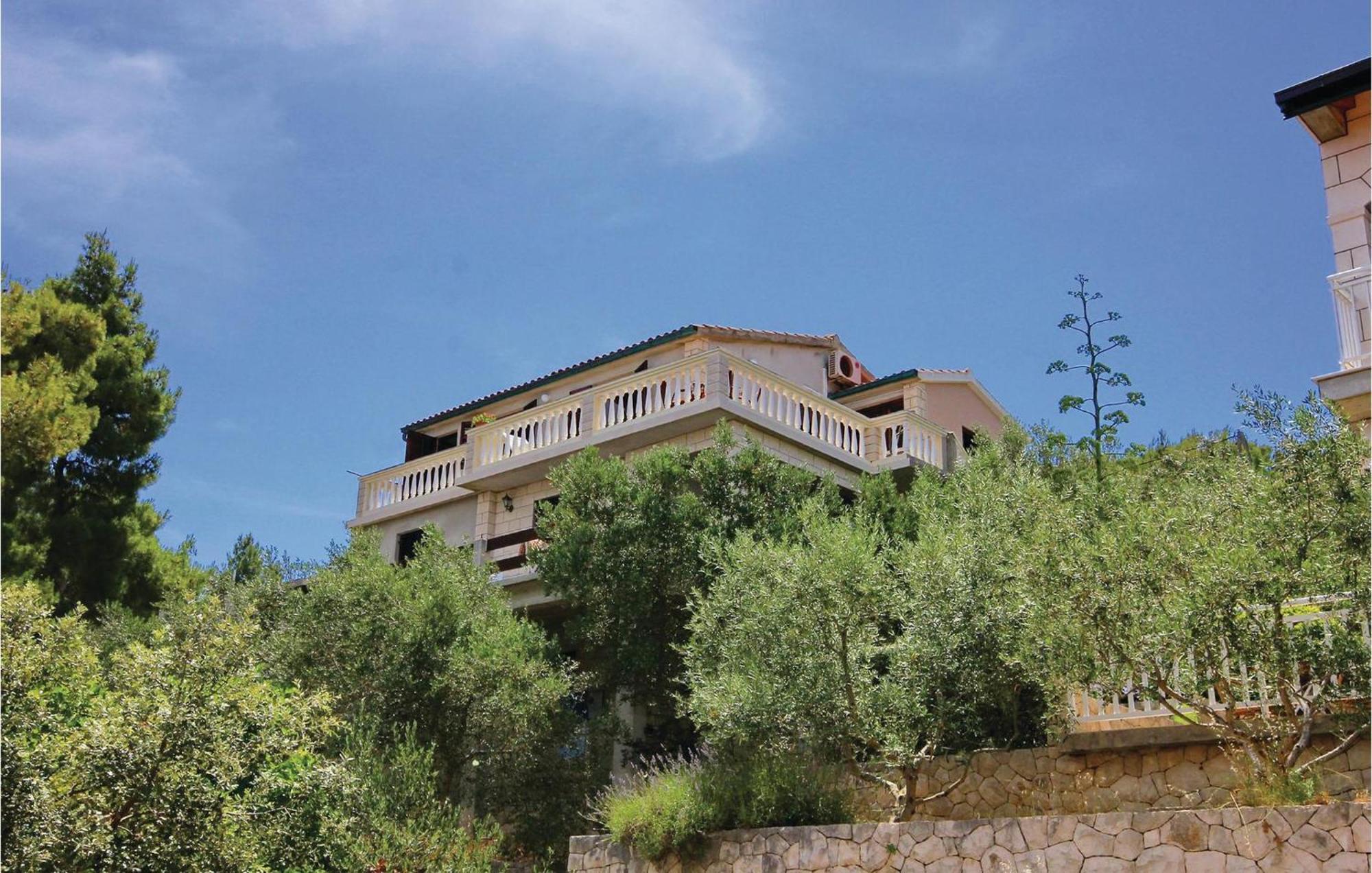 Gorgeous Apartment In Prigradica With Kitchen מראה חיצוני תמונה