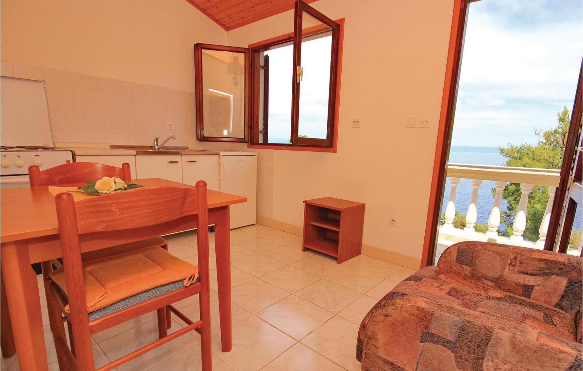 Gorgeous Apartment In Prigradica With Kitchen מראה חיצוני תמונה